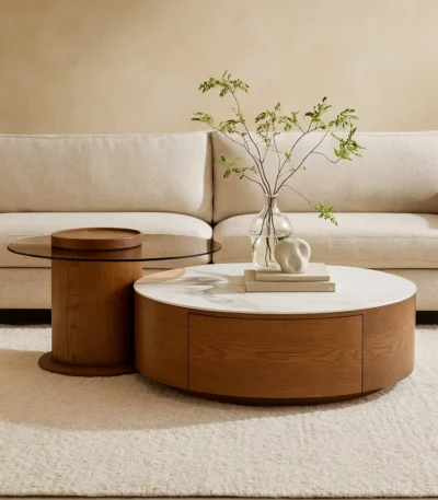 طاولة قهوة أولغا مودرن بني وأبيض من تصميم العائلة،